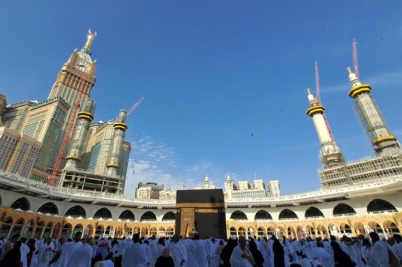 Perjalanan Haji dan Umroh Penuh Berkah Perjalanan Haji dan Umroh Penuh Berkah