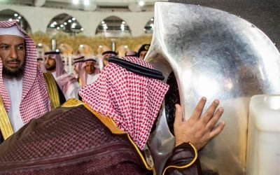 Perubahan Warna Hajar Aswad dari Putih jadi Hitam