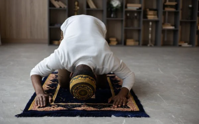 Keutamaan Menghadap Kiblat dalam Shalat