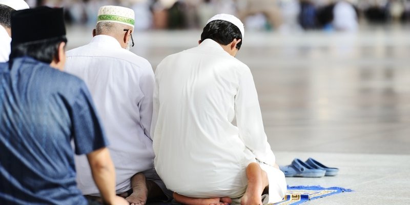 meninggal sholat