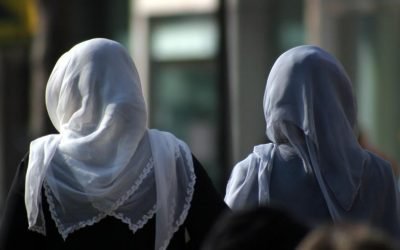 Hikmah Menutup Aurat
