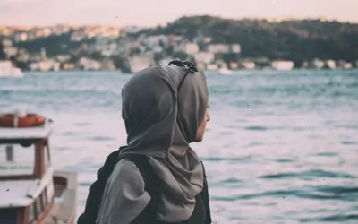 Karakteristik Wanita Akhir Zaman
