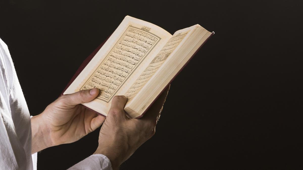 Keutamaan Mendengarkan Surat Yasin